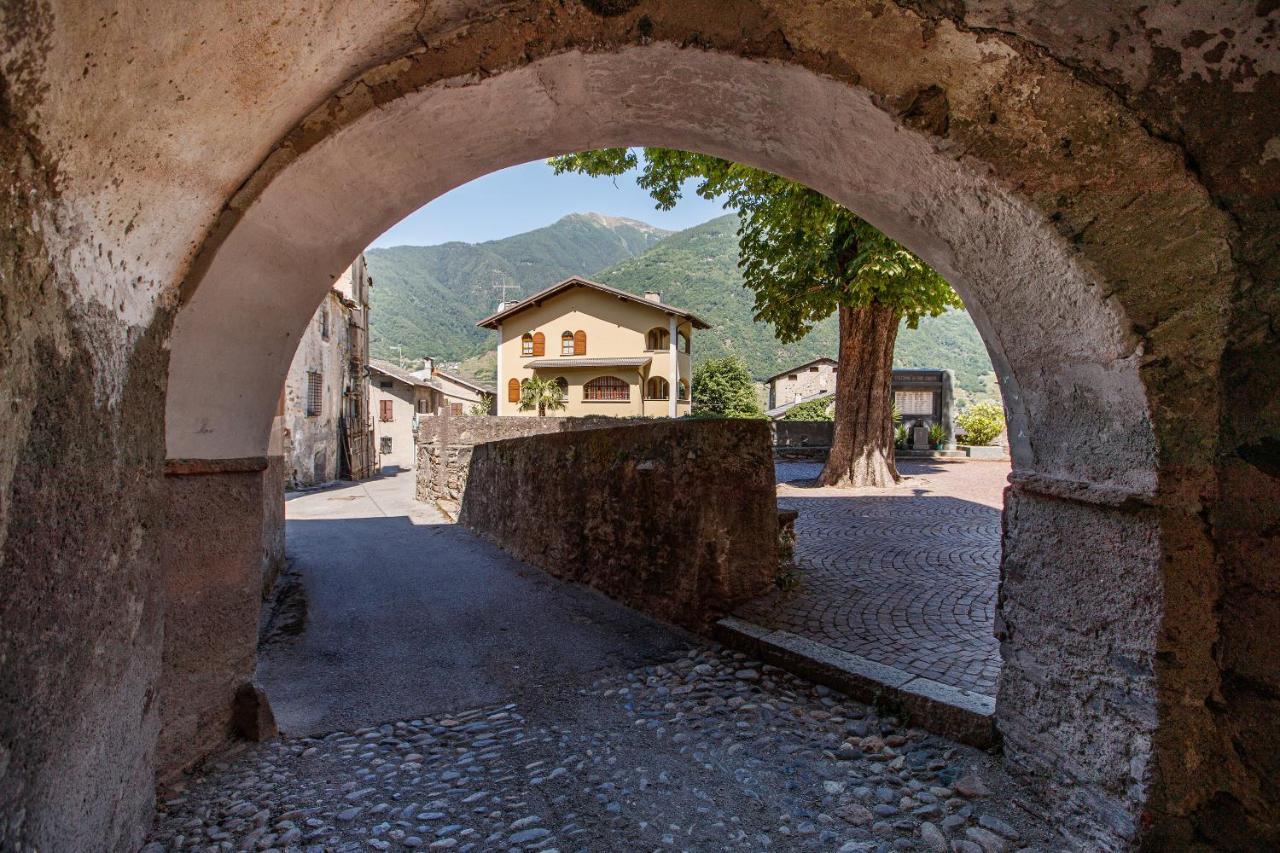Il Como' Della Civetta - Taverna “La Fenice” Stazzona 外观 照片